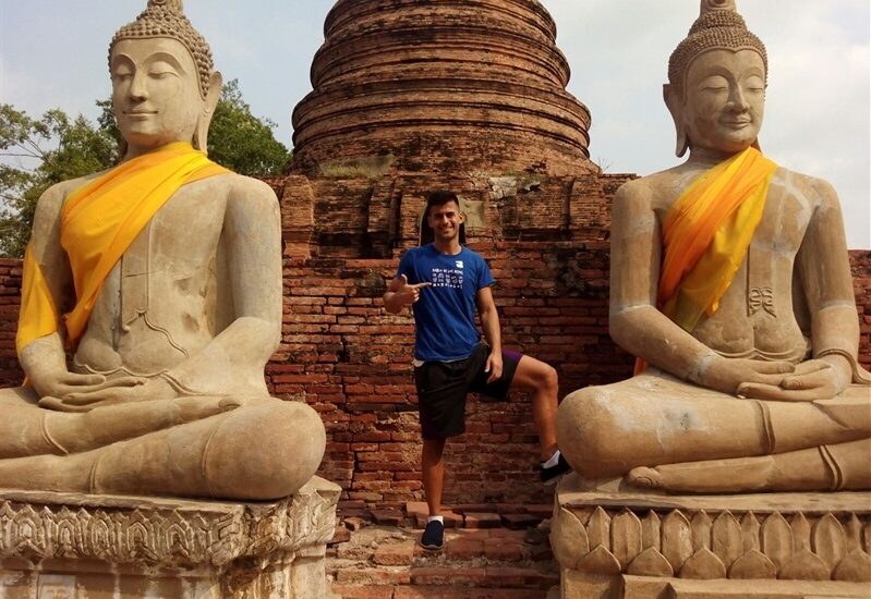 De postureo en Ayutthaya – Tailandia