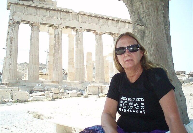 Ana María en el Acrópolis de Atenas